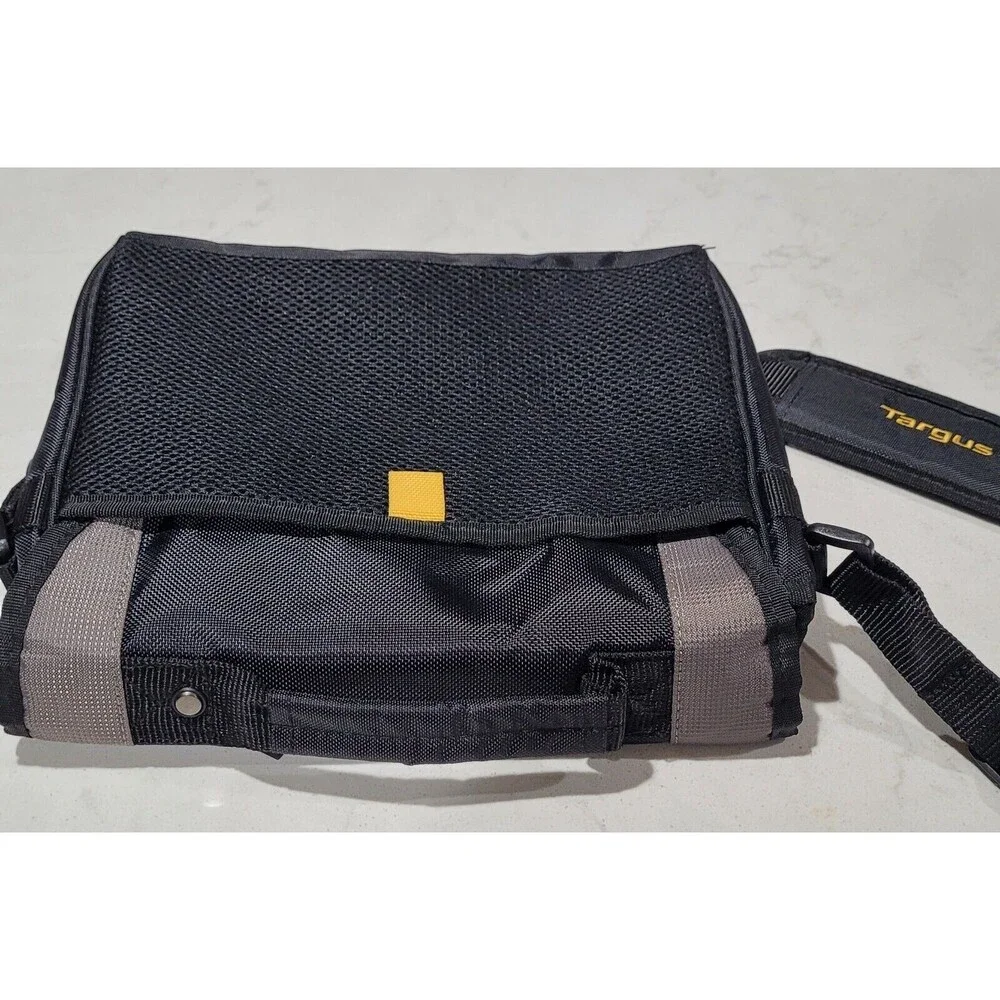 Targus Mini 10.2